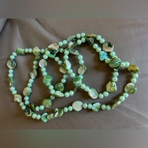 Vintage Green Mother Of Pearl & Bead Long Layering Necklace EUC